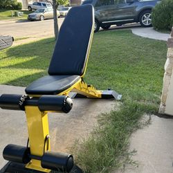 Weight Bench Heavy Duty Like New