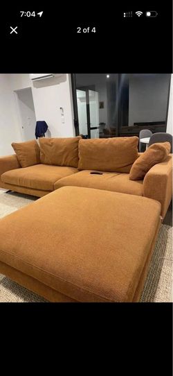 Sectional Couch/Sofa