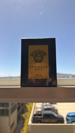 Versace eros