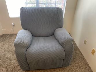 Reclining Armchair With Textured Slipcover
