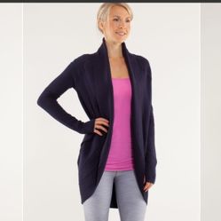 Lululemon Transformation Wrap 