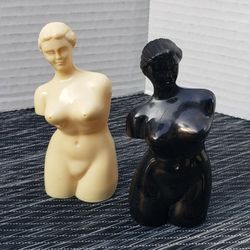 Vintage Venus De Milo Salt And Pepper Shakers- 1940s