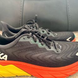 Zapatos deportivos de hombre en talla 10.5