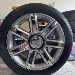 Cadillac Tires With Discs Size 285/45R22 Michelin 