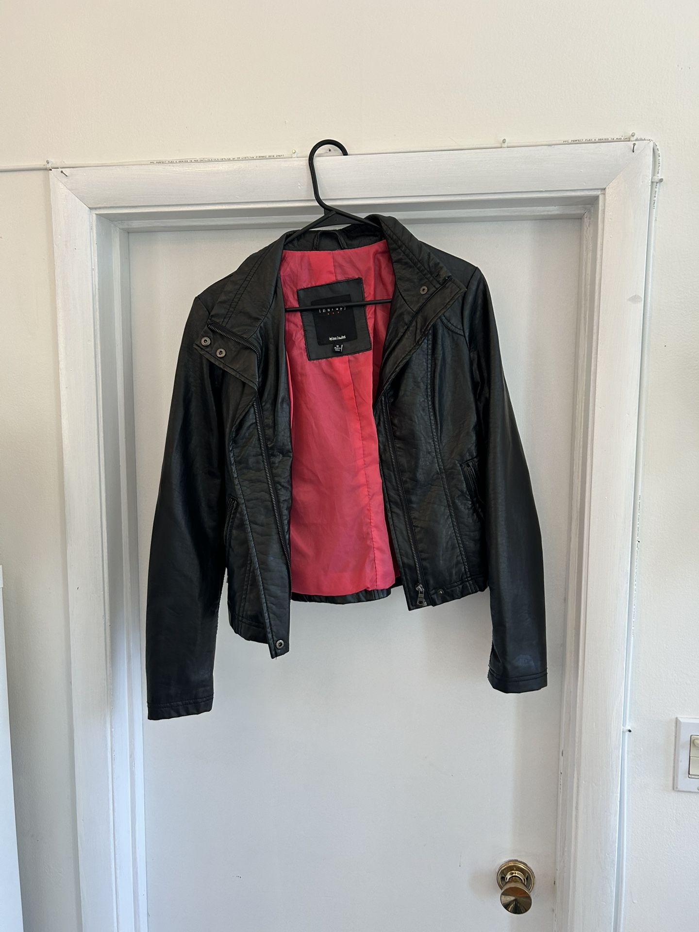 Vintage Women’s Leather Jacket