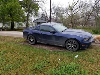 Ford mustang 2010