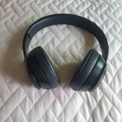 BEATS SOLO 3 WIRELESS 
