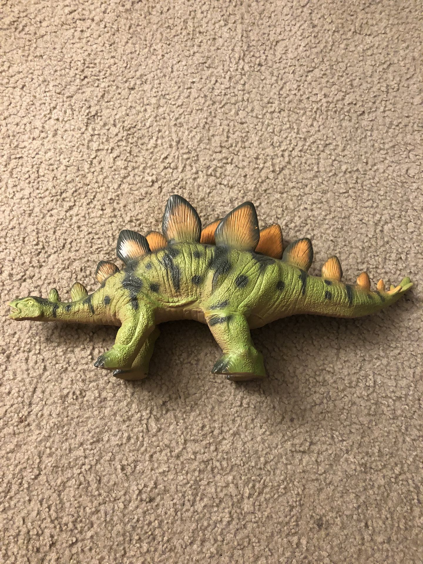 Toys R Us Maidenhead Toy Dinosaur Large Rubber Stegosaurus 19" X 9"