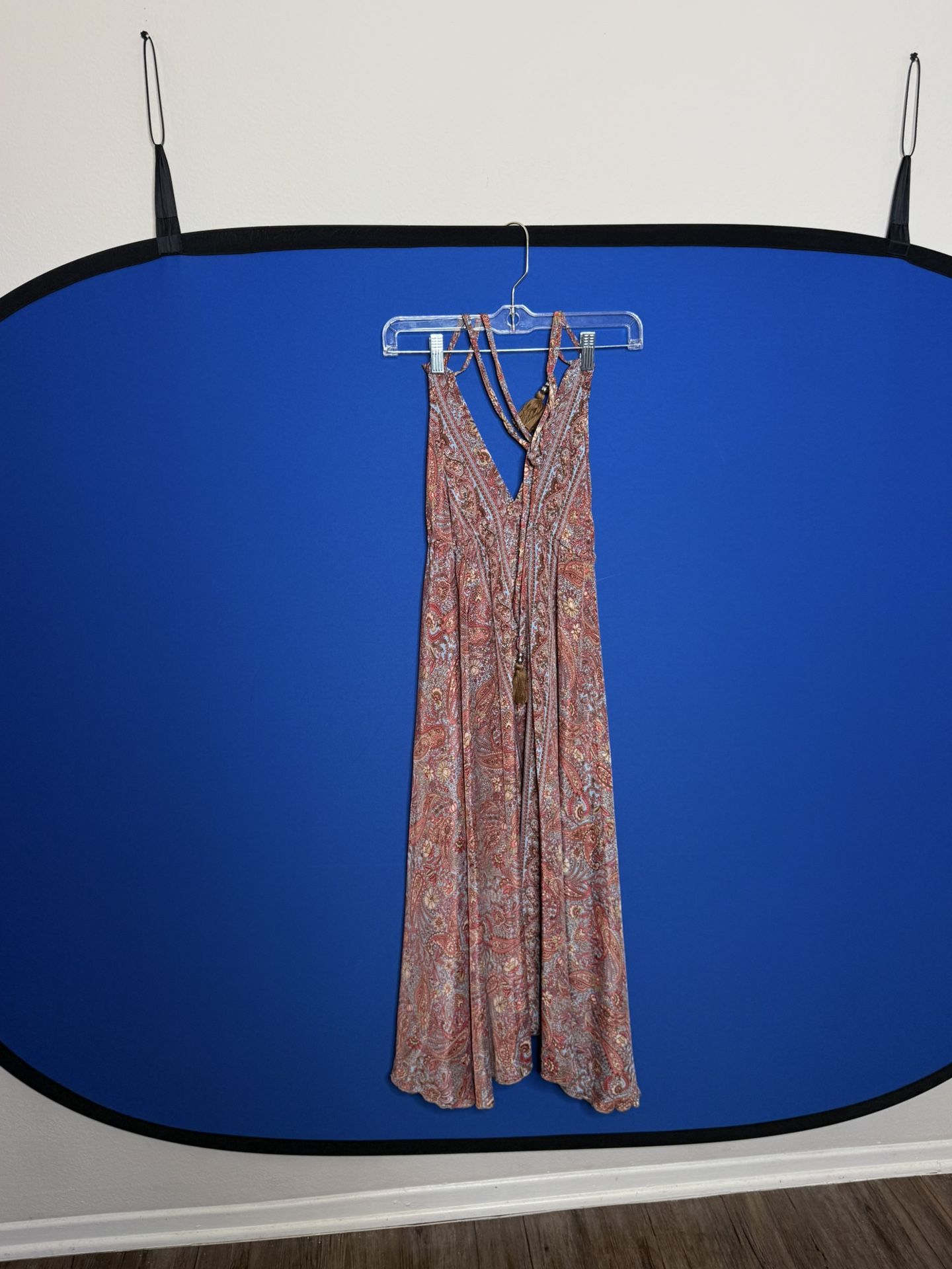 Elegant Paisley Print Maxi Dress