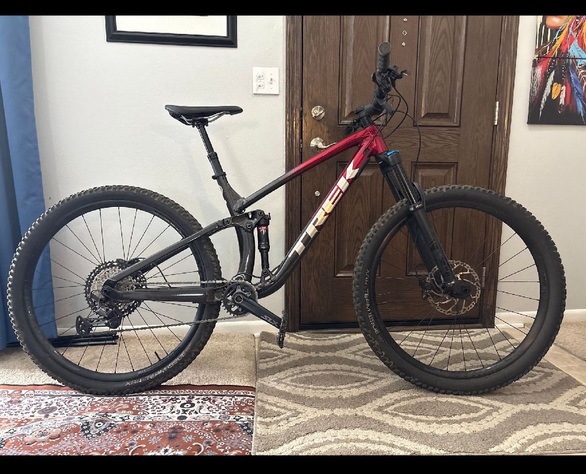 2021 Trek Fuel EX 8 XT