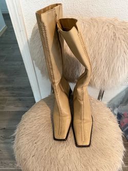 Boots 👢