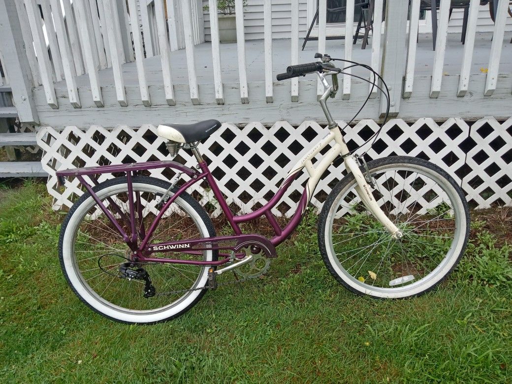 Nice Schwinn 6 Speed Cruiser Bike With New Chain And Back The Railer Ready To Ride 26 In