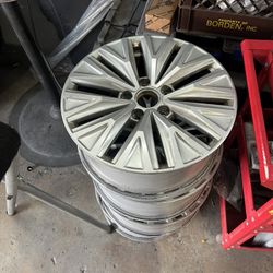VW Jetta Rims 16”