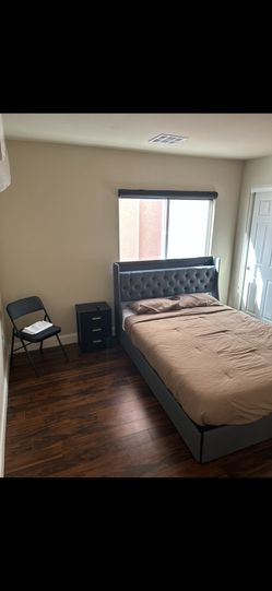 New queen bed frame and mattress