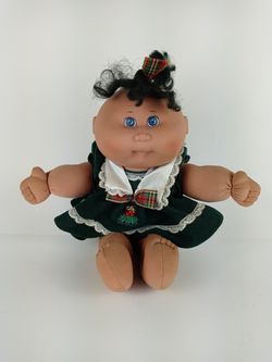 Vintage 1995 Cabbage Patch Kids Baby Doll by Mattel.