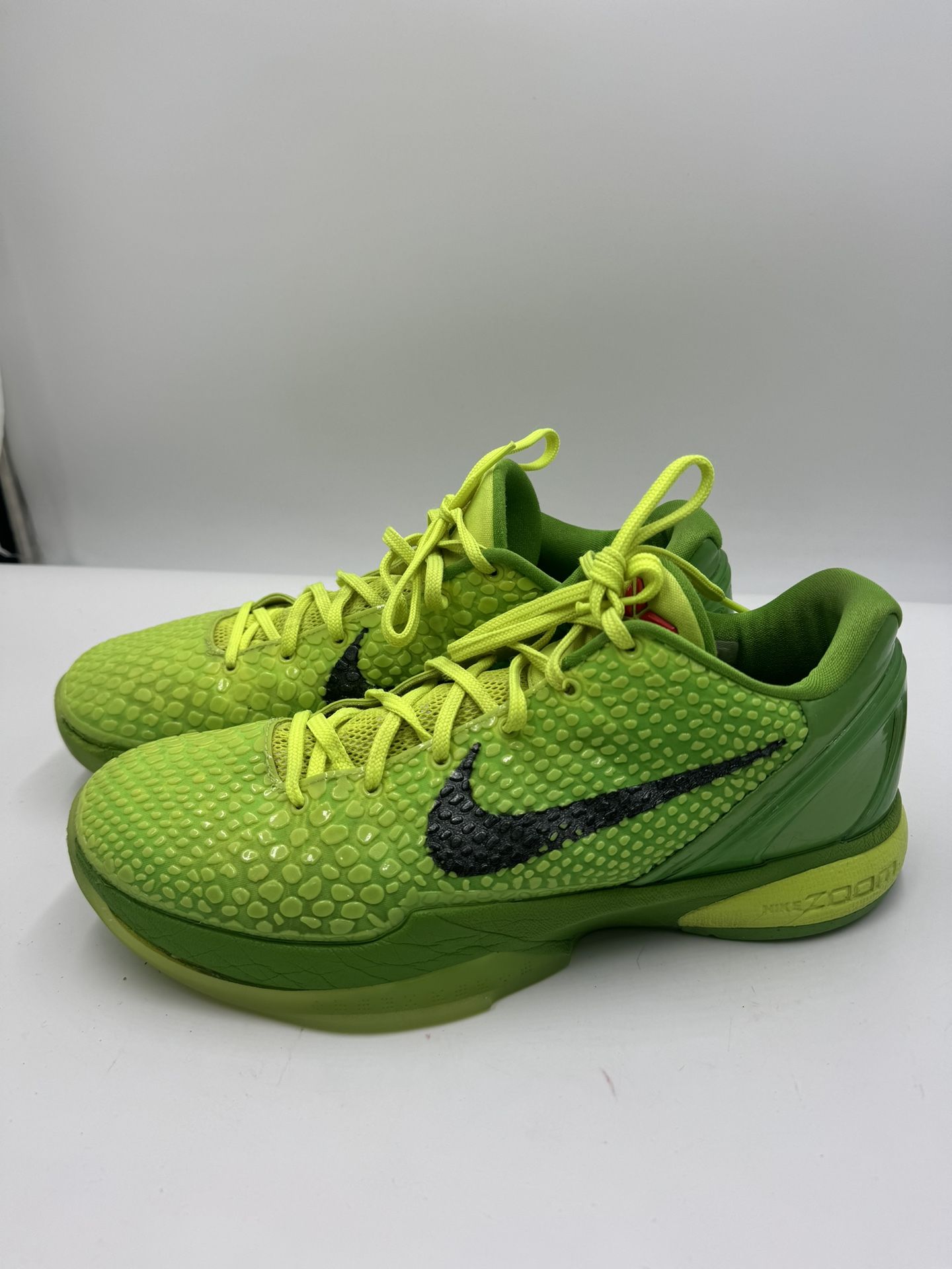 Size 11 - Nike Zoom Kobe 6 Grinch 