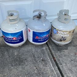 3 Propane Tanks Amerigas & Blue Rhino 