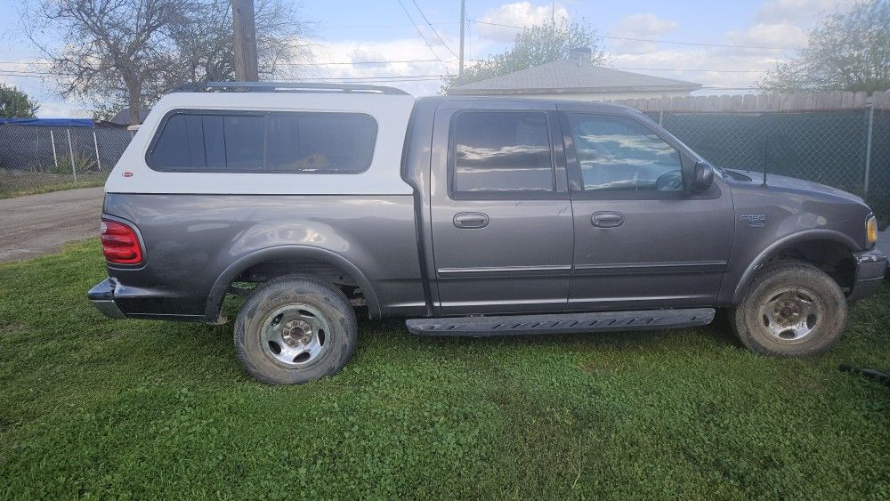 03 F150 Crewcab Parting Outlots Of Great Parts