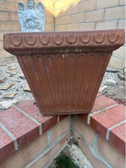 Terracotta pot