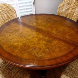 Exquisite Traditional Dining Table 