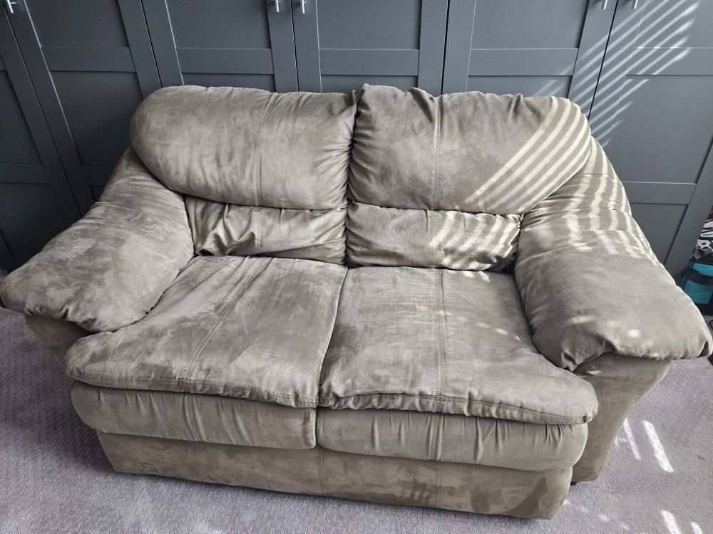 Loveseat- Ashley