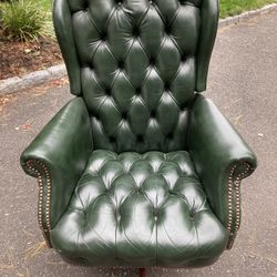 Hancock & Moore , Directors Green Tufted Leather Swivel-tilt executive Chair