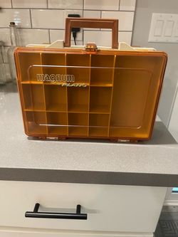 Vintage Magnum by Plano double sided Tackle Box organizer in Excellent shape - model 1126 - kept inside - no sun damage / very clean