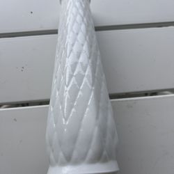 Vintage E.O. Brody Co White Milk Glass Bud Vase USA Made 