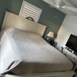 California King Storage Bed 