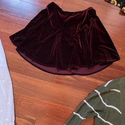 Valves Winter Skater Skirt Size Large