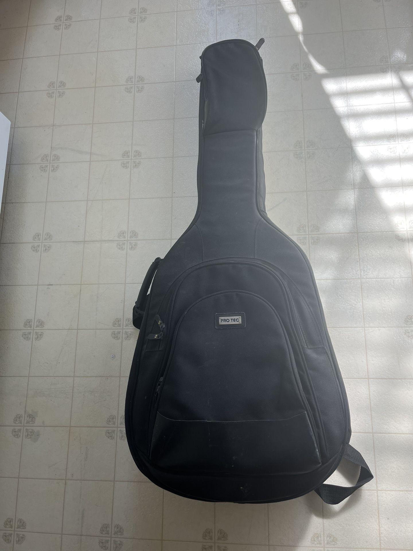 Protec Acoustic Guitar Travel Case