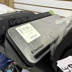 FoodSaver Vacuum Sealer