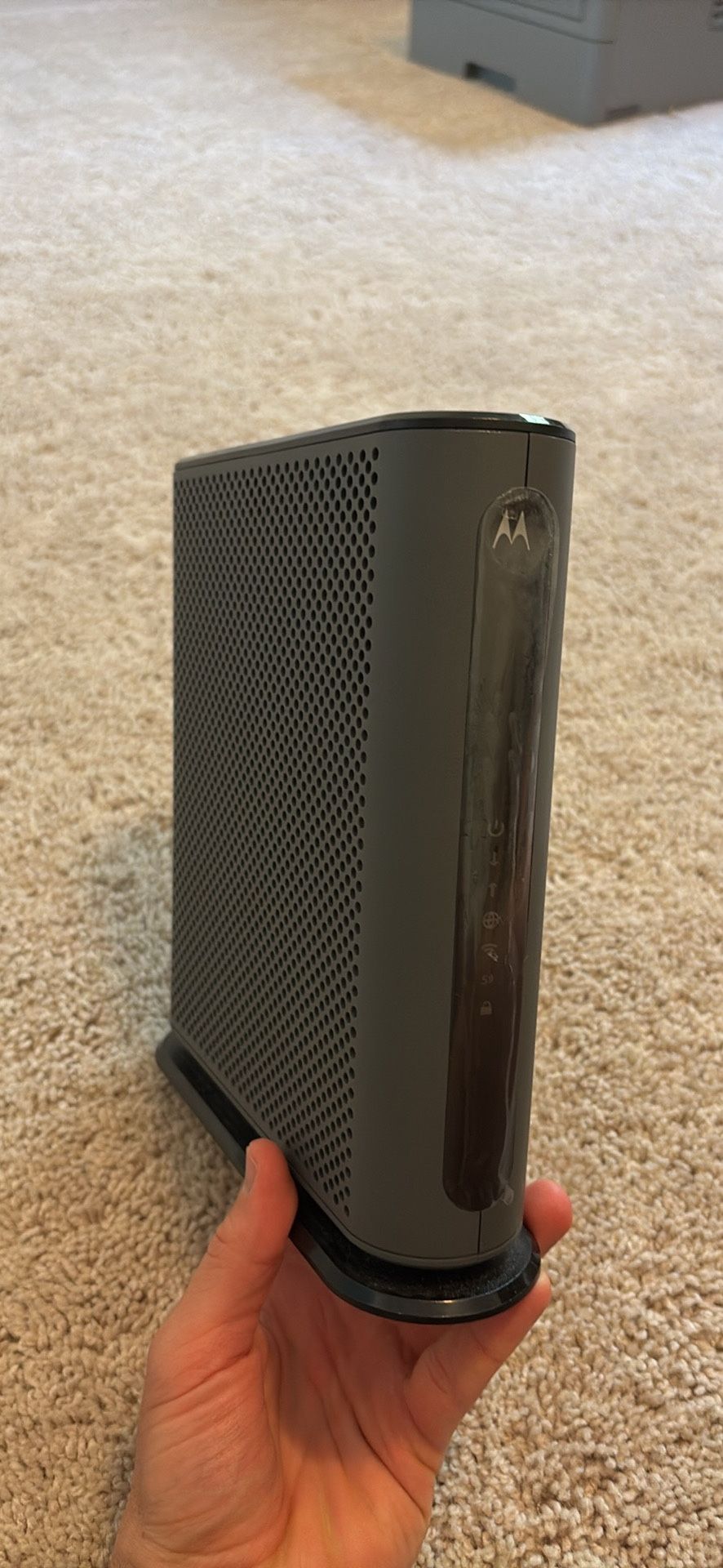 Motorola DOCSIS 3.0 Cable Modem plus AC1600 Router