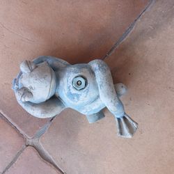 Frog Hose Sprinkler