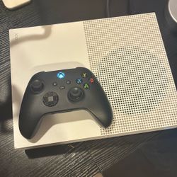 Xbox 1 With Wireless Controller 