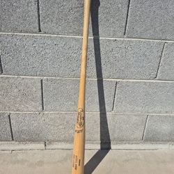 Louisville Slugger Model K100