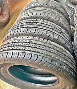 225 60 17 Continental Tires Con 80% de Vida Las 4