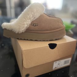 New Ugg Size 6 