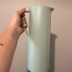 Pitcher H&C 