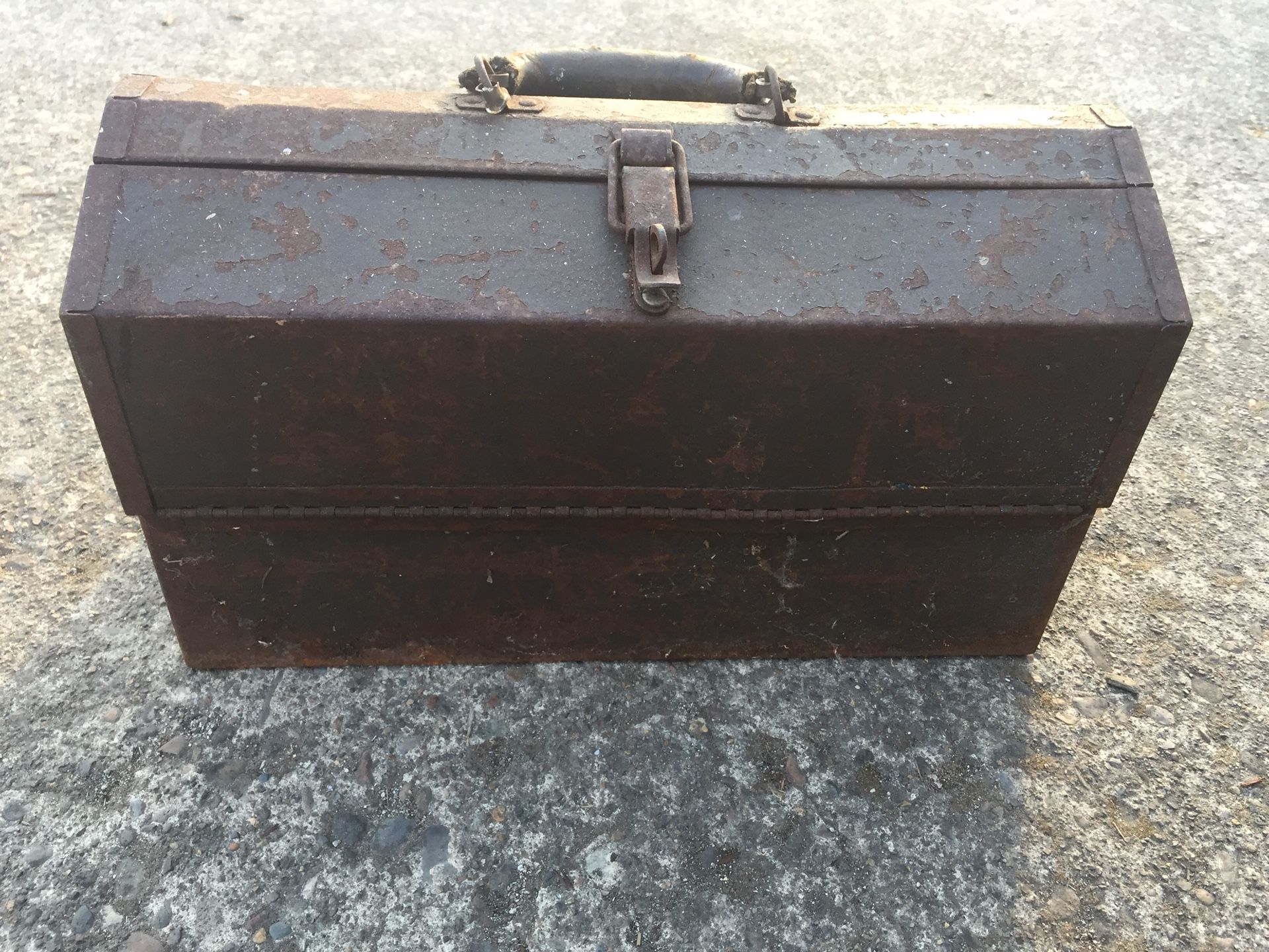 Vintage tool box