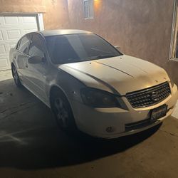 05 Nissan Altima 