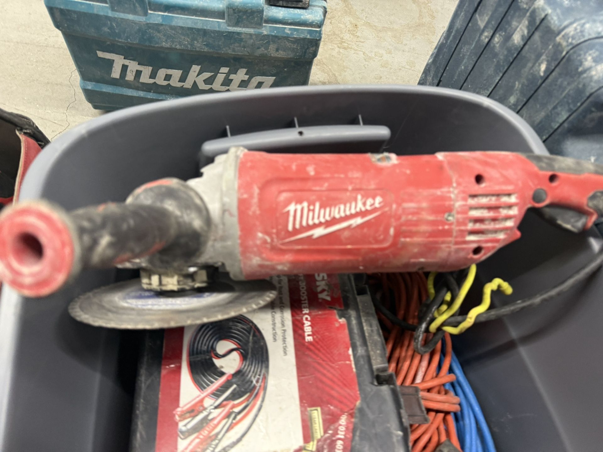 Milwaukee 6088-30 15 Amp 7 in./9 in. Large Angle Grinder w/ Lock-on