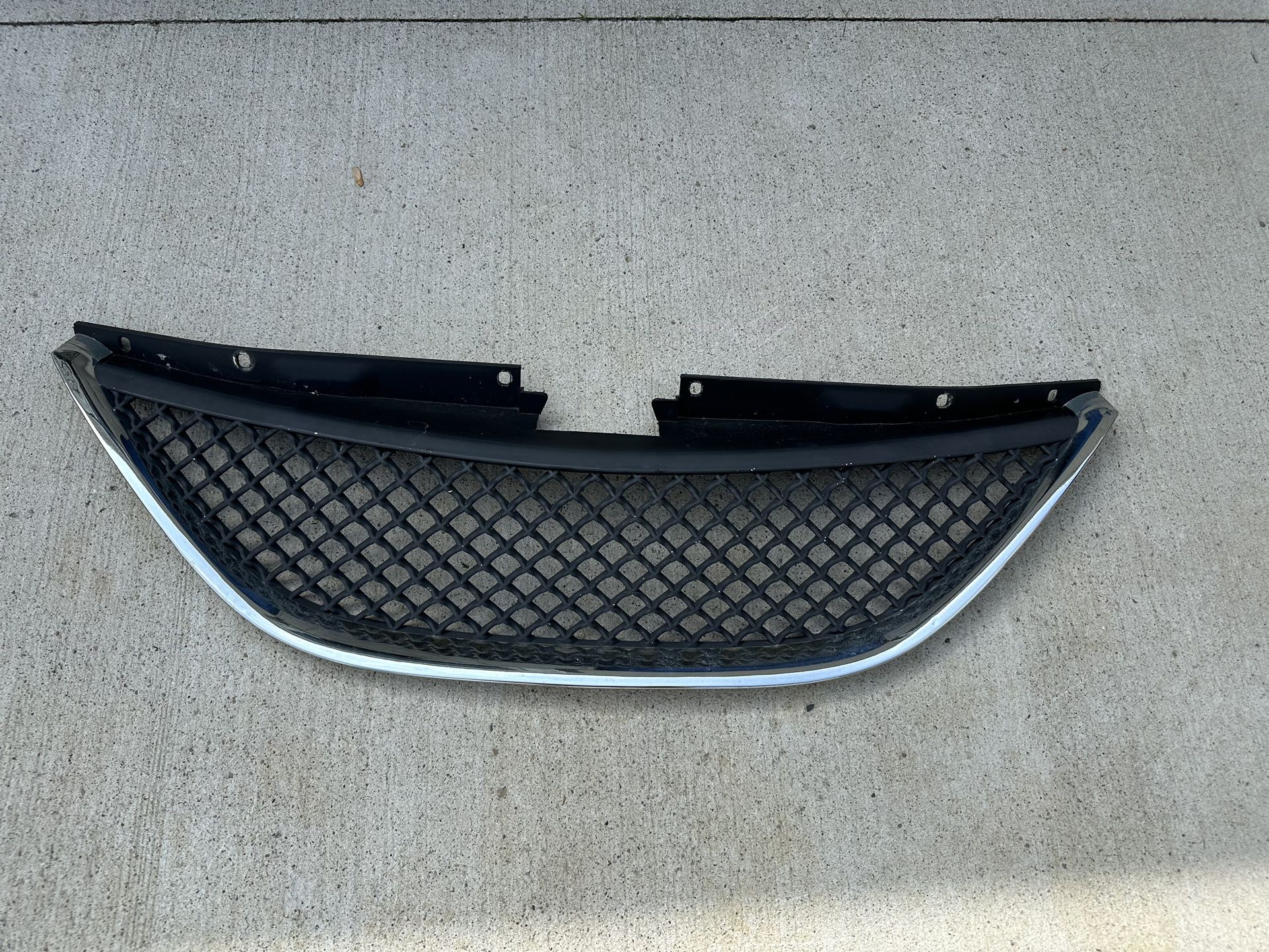 Aftermarket Front Grille For A 2011-2014 Hyundai Sonata