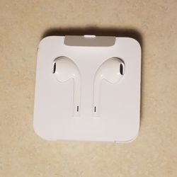 Original Apple EarPods 3.5mm with Lightning Adapter