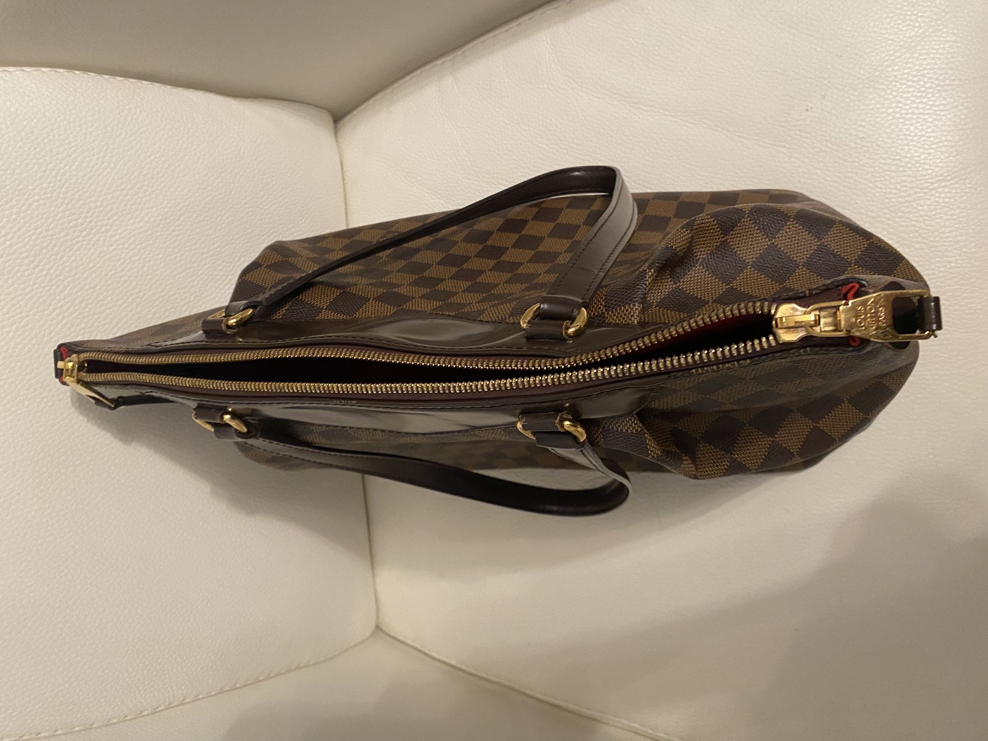 Pre-Owned Louis Vuitton Tote Bag
