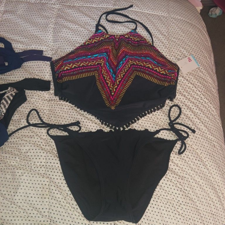 Swim Suits New Or Almost New, https://offerup.com/redirect/?o=U20uTWVk.Lg.