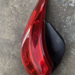 Kia Sportage Driver’s Side Brake Light