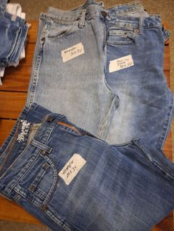 Menx wranglers $13 ea zz 30x34