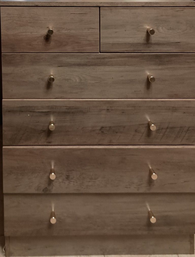 Child's 6 Drawer Chest of Drawers - Greyish Brown