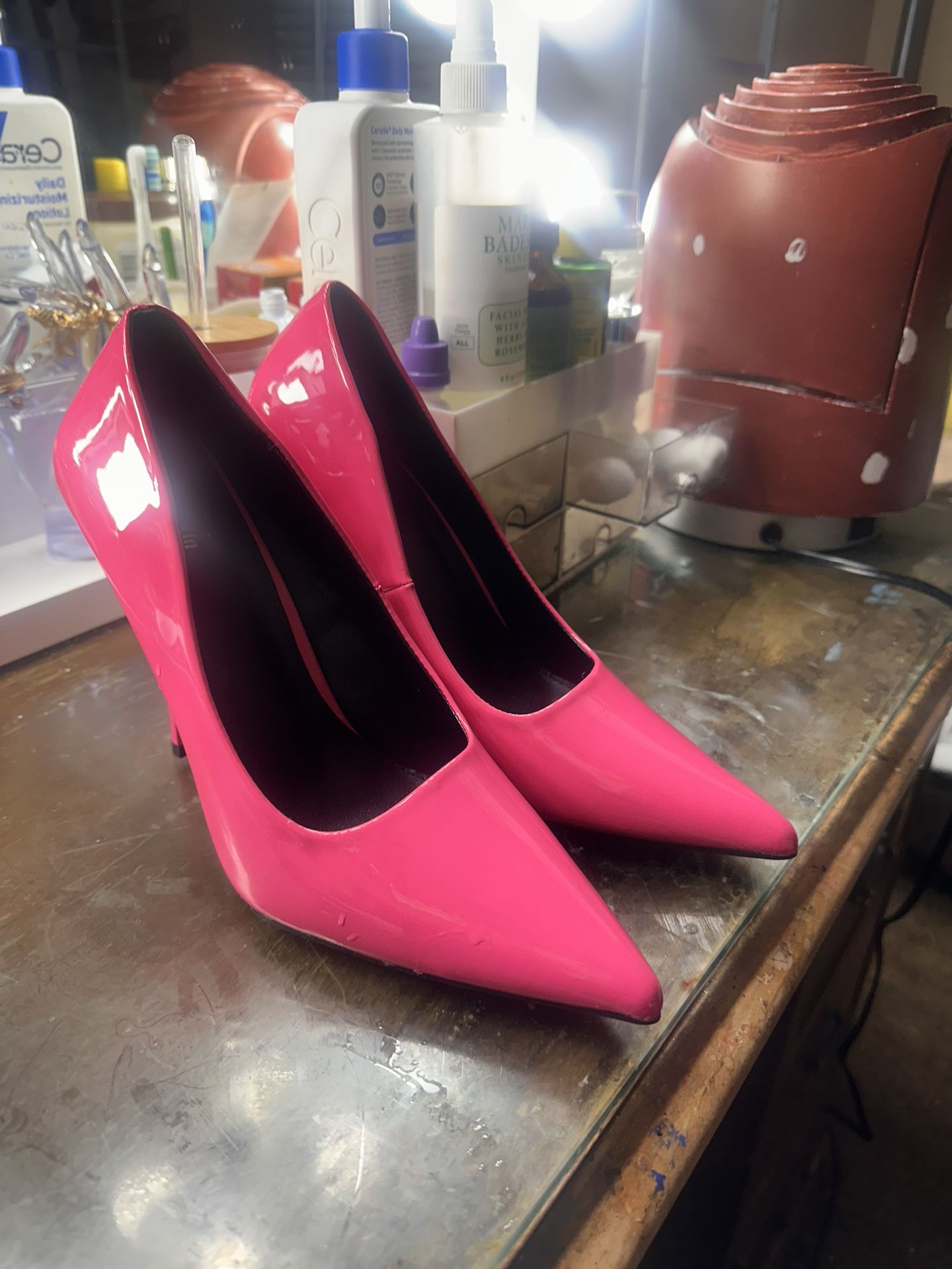 Hot Pink Heels 